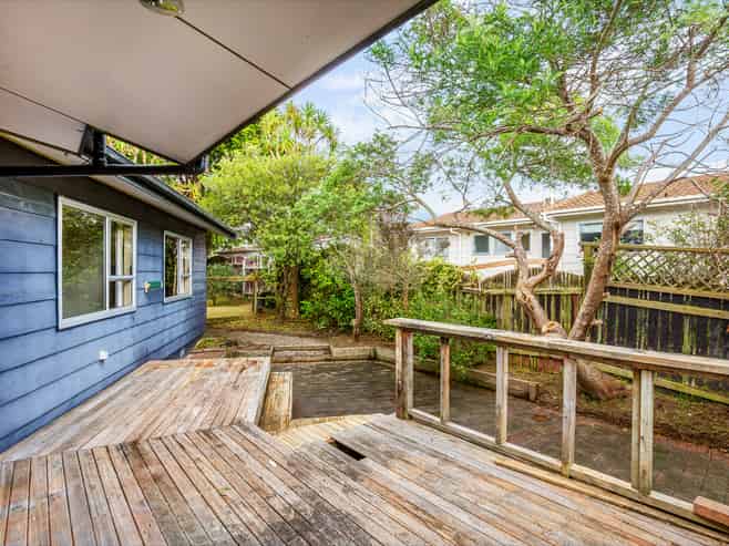 108 Omapere Street, Whitby