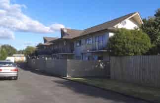 8/68 Ferndale Road, Mount Wellington