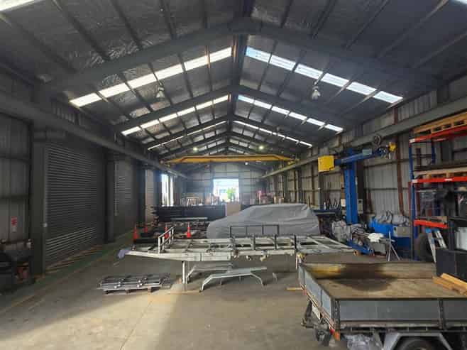 CBRE | Industrial Facility with Gantry Crane