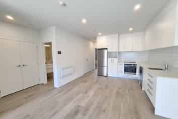 102/2A Matatiki Street, Northcote