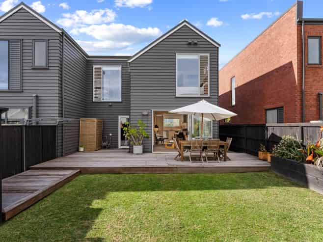 7 Plover Road, Hobsonville