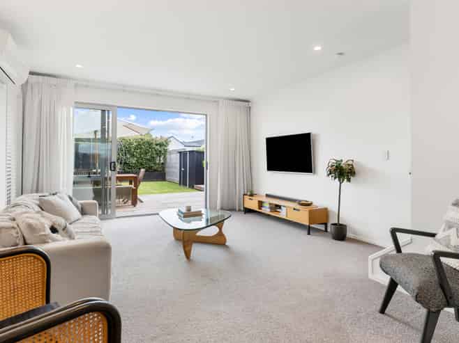 7 Plover Road, Hobsonville