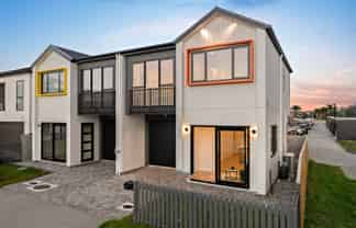 5 Sails Road, Hobsonville