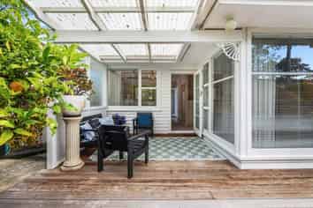 18 Selwyn Crescent, Forrest Hill