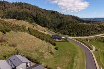 9 Manawa Road, Lynmore