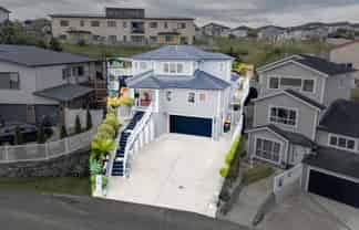 108 Keri Vista Rise, Papakura