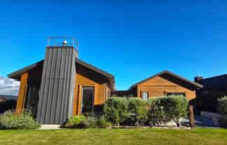 27 McKellar Drive, Jacks Point