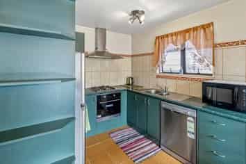 17 Faram Place, Massey