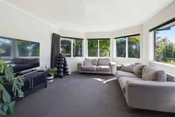 27 Basley Road, Owhata
