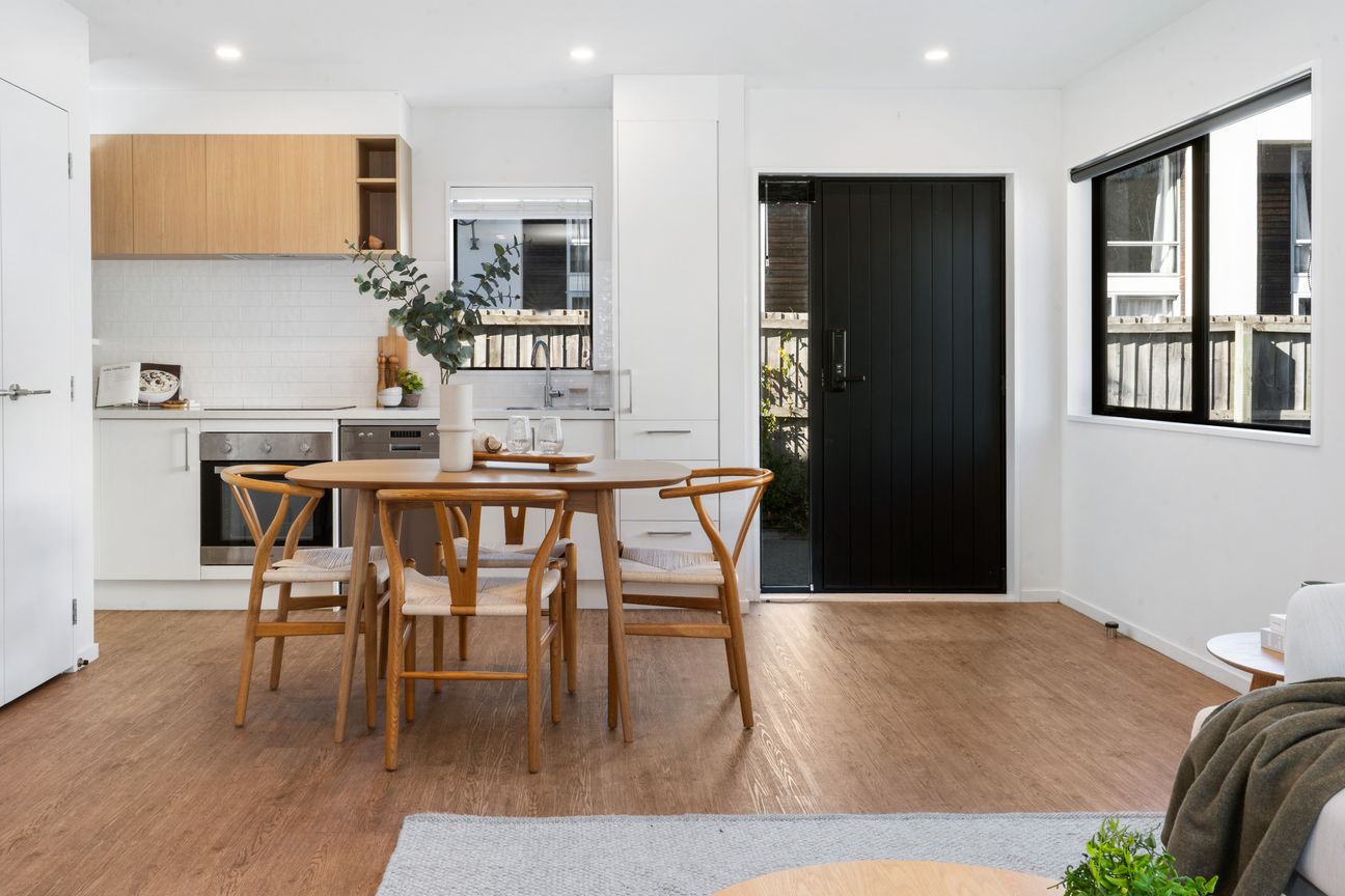 DEAL!! OFFERS OVER $499K - RV $610K!! - Bild 3