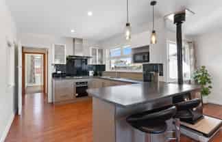 2/107 Halswell Road, Hillmorton