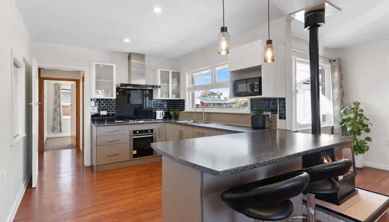 2/107 Halswell Road, Hillmorton