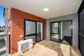 201/89 Aurora Terrace, Hillcrest