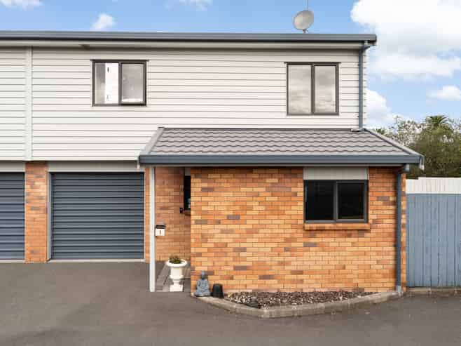 1/36 West Coast Road, Glen Eden
