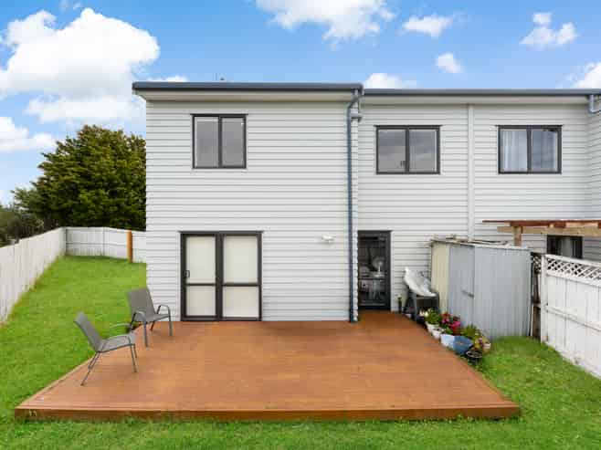 1/36 West Coast Road, Glen Eden