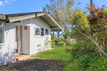 20 Willow Ave, Hannahs Bay