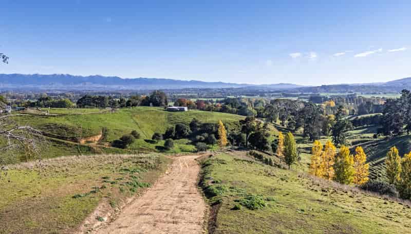 2 262B Masterton Stronvar Road, Te Ore Ore