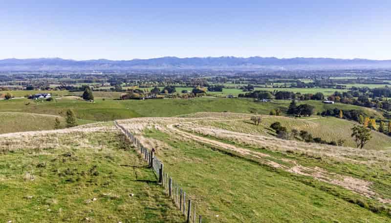 2 262B Masterton Stronvar Road, Te Ore Ore