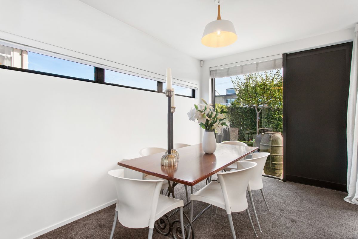 Modern City-Fringe Living! - Mehr