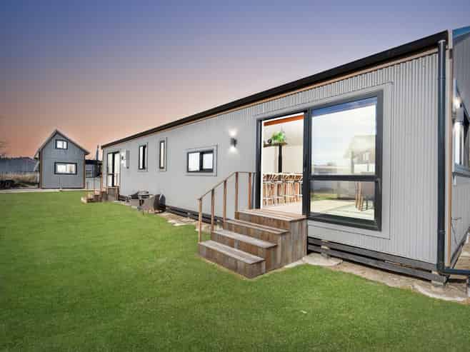 4 Bank Avenue, Middlemarch