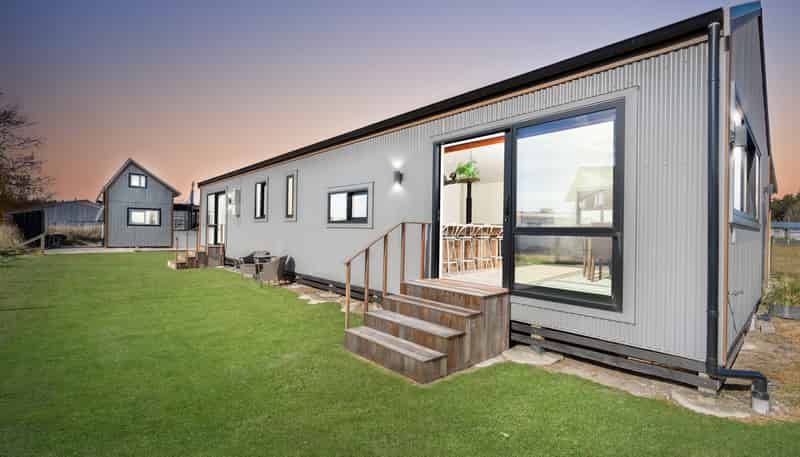 4 Bank Avenue, Middlemarch