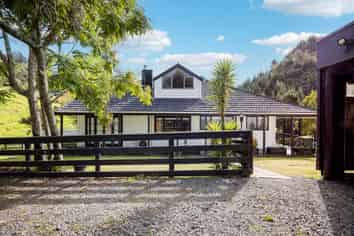 21 Noakes Hill Road, Puhoi