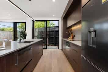 5/50B Murray Place, Merivale