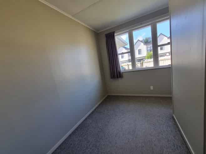 9 Mavis Place, Beach Haven