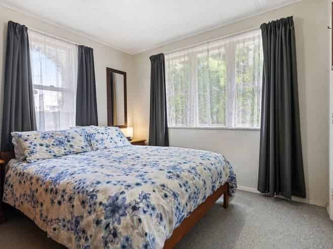 9 Mavis Place, Beach Haven