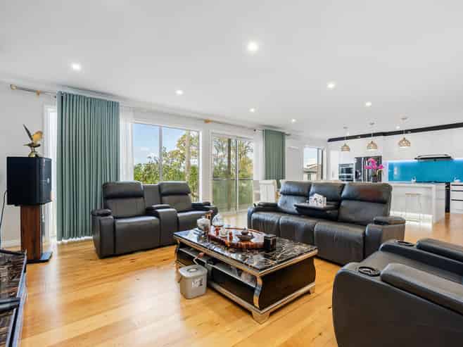 25 Pupuke Road, Birkenhead