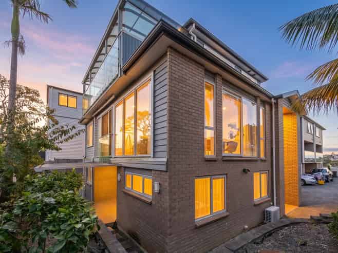 25 Pupuke Road, Birkenhead