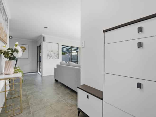 18 Sambrooke Crescent, Flat Bush