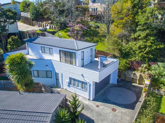 2/24  Bonito Place, Bayview