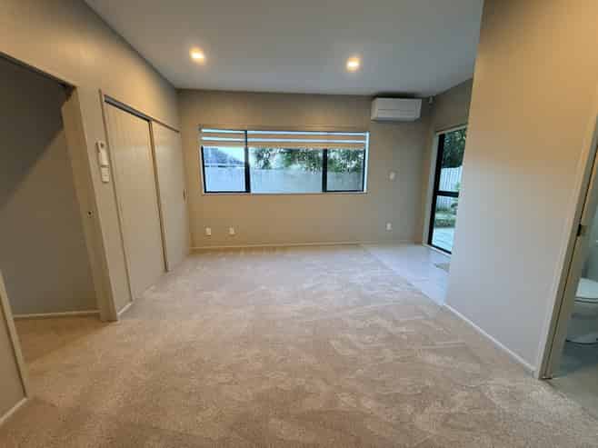 2/24  Bonito Place, Bayview