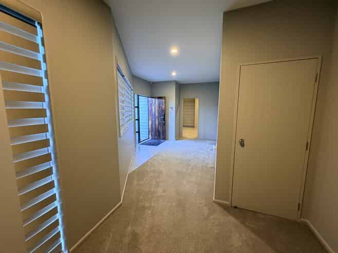2/24  Bonito Place, Bayview