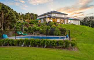  100 Mccathie Road, Wainui