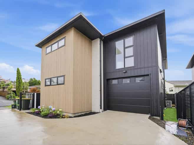 85A Grand Drive, Remuera