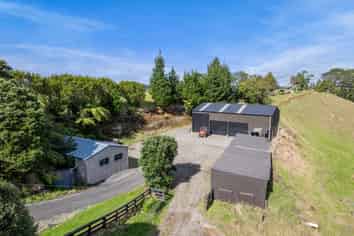 402 Hursthouse Road, Inglewood