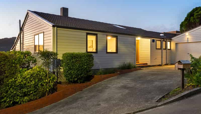 15 Indira Place, Khandallah