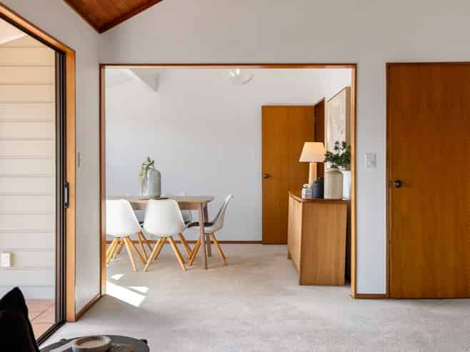 15 Indira Place, Khandallah