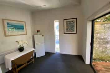 Flat D 20 Croydon Road, New Lynn