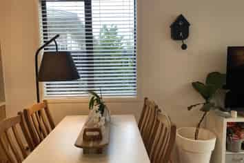 3/128 Onewa Road, Northcote