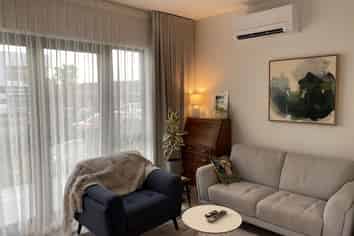 3/128 Onewa Road, Northcote