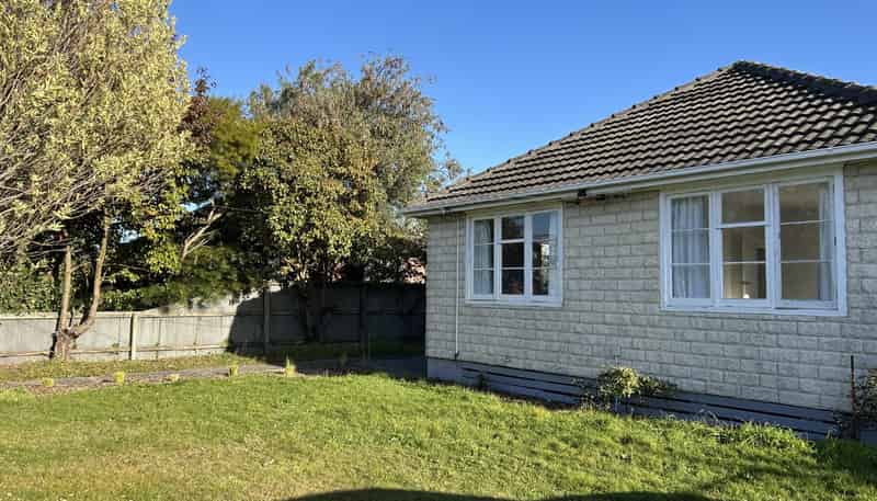 21 Bateman Avenue, Bryndwr