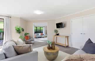 21 Bathurst Crescent, Pyes Pa