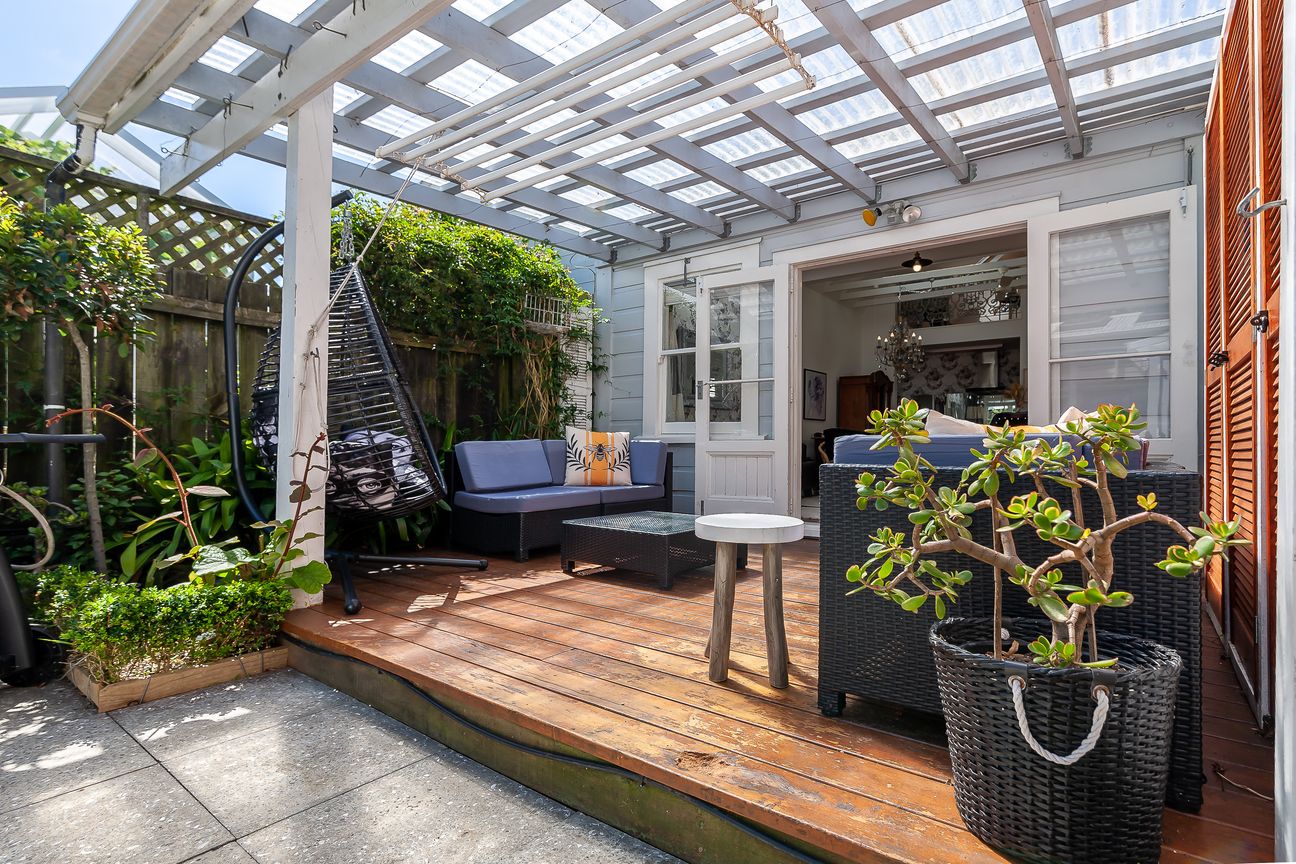 Cute Cottage in Aro Valley Village, carpark/garden - Widok 2