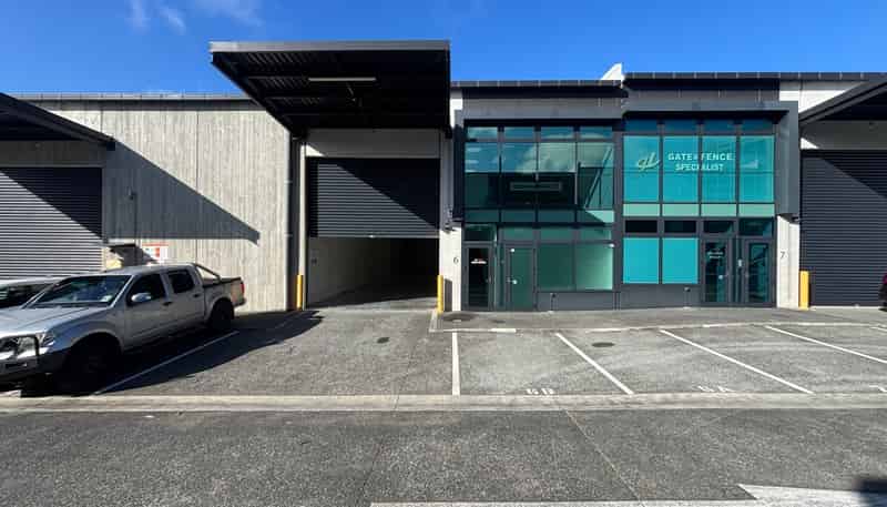 6/9A Northside Drive, Whenuapai