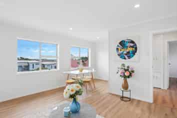 2/4029 Great North Road, Glen Eden