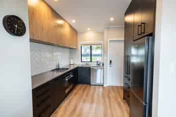 8 Fitch Lane, Wallaceville