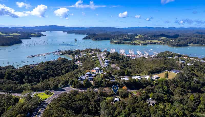 1073 Paihia Road, Opua